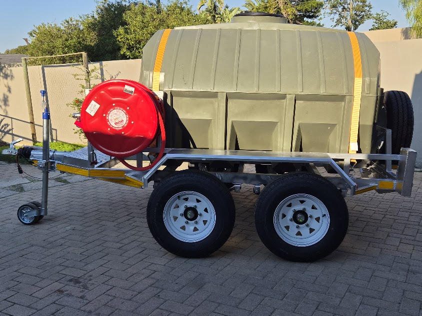 Water Bowsers manufactured by Buffalo Trailers